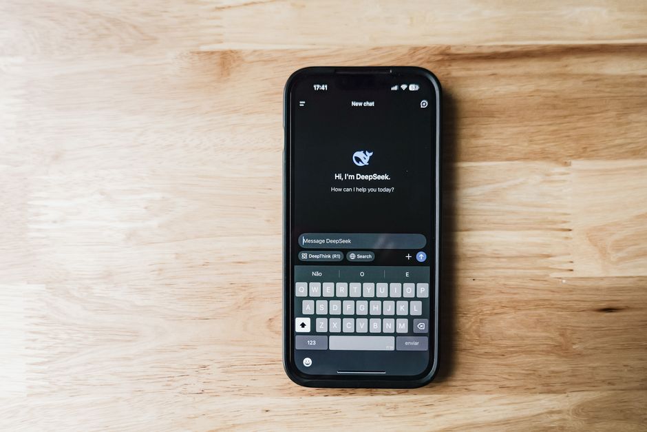 Arabic AI Chatbots in Kuwait: Business Implementation Guide