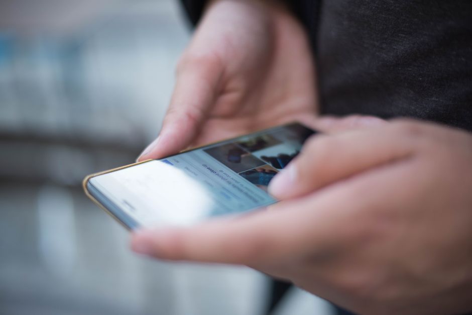 AI Website Personalization: When It Works (and When It Doesn’t)