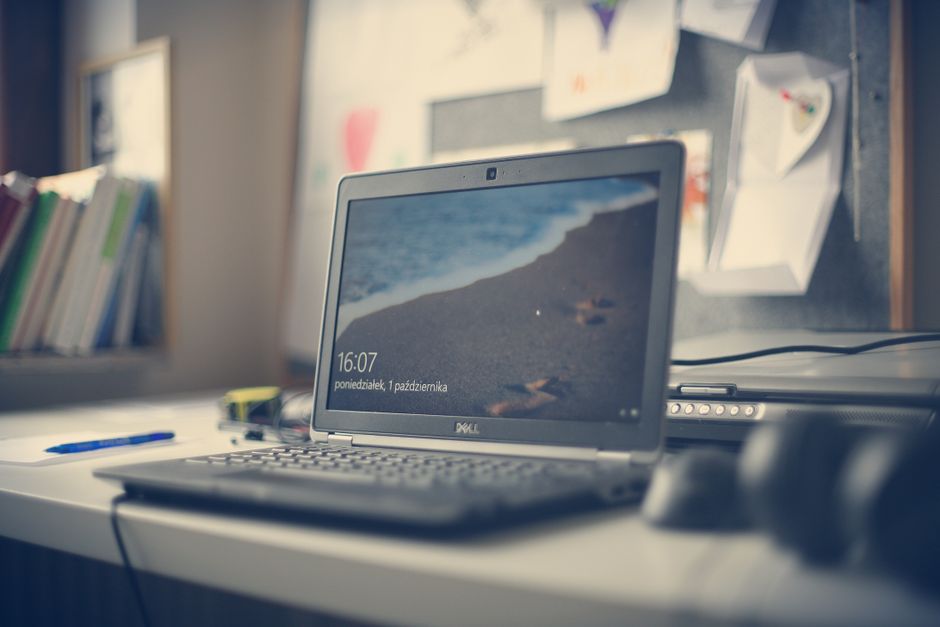 Organic Search Versus Paid Ads: Which Wins?